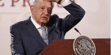 Urge reforma al PJ, la delincuencia organizada y de cuello blanco lo tienen secuestrado: AMLO