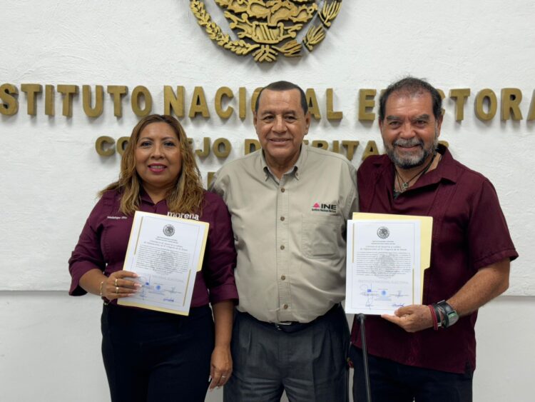 Recibe Humberto Aldana acta de mayoría como diputado federal electo