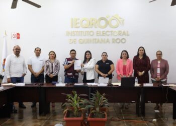 Asigna y expide IEQROO constancias de las 10 diputaciones por el principio de representación proporcional