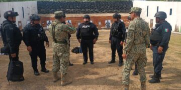 Reciben policías de Solidaridad curso de manejo de armamento impartido por la SEDENA
