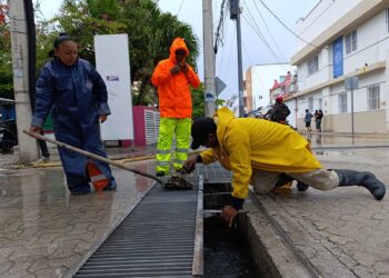 Redobla gobierno de Isla Mujeres esfuerzos en esta temporada de lluvias