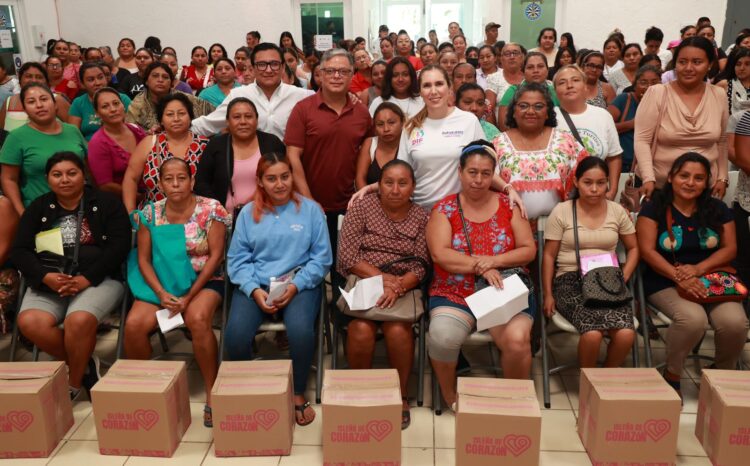 Continúa Atenea Gómez apoyando a mujeres de Zona Continental con programa "Isleña de Corazón"