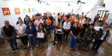 Brinda IEQROO curso sobre violencia y hostigamiento laboral