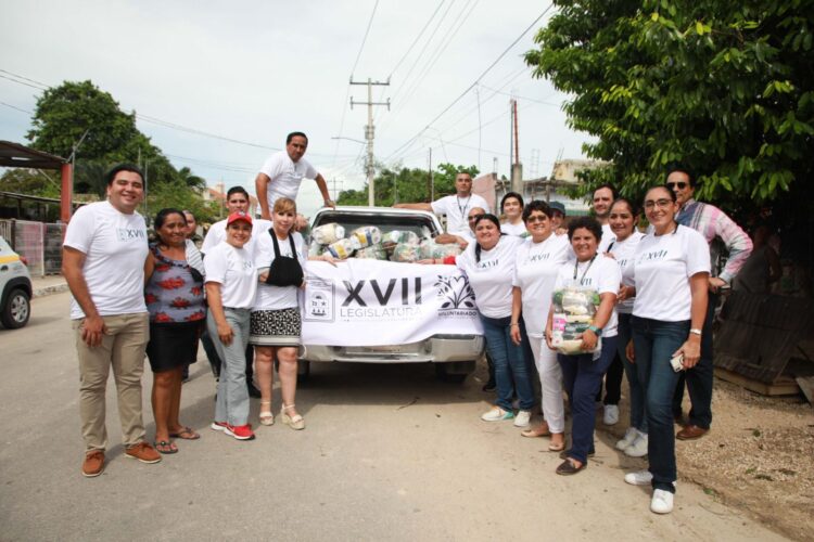 Apoya Voluntariado del Poder Legislativo a familias chetumaleñas