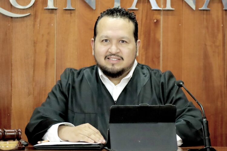 TEQROO declara validez de elección de Diputaciones de Distritos 13 y 12, así como entrega de constancias