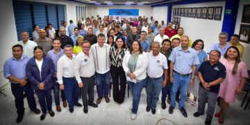 Estefanía Mercado convoca a colegios de Ingenieros y Arquitectos a participar en transformación de Playa del Carmen