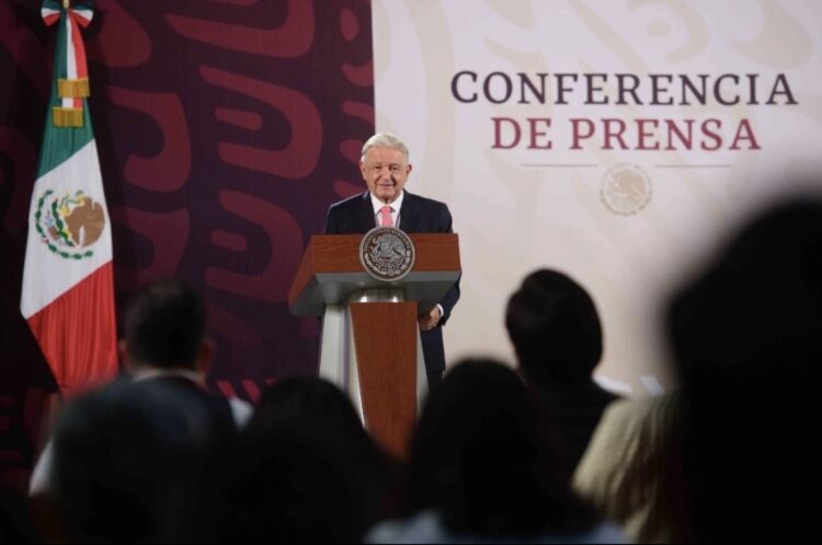 AMLO rechaza que su gobierno investigue a Loret de Mola