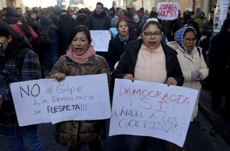 López Obrador celebra fracaso de intento de golpe de Estado en Bolivia