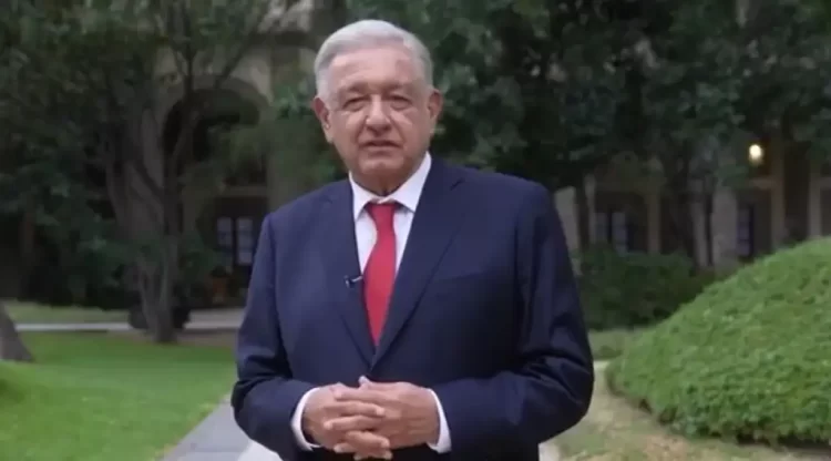Se despide AMLO del magisterio con agradecimiento