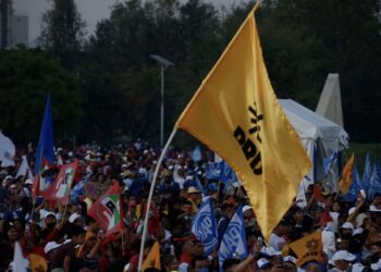 PRD impugnará resultados de todos los distritos; buscan salvar registro