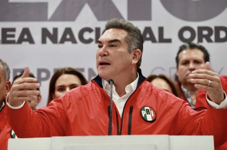 El PRI se juega la vida si permanece Alejandro Moreno, asegura Dulce María Sauri