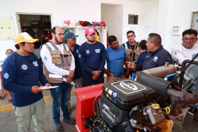 Capacita gobierno de Isla Mujeres a personal de Protección Civil para óptimo manejo de nueva unidad de rescate