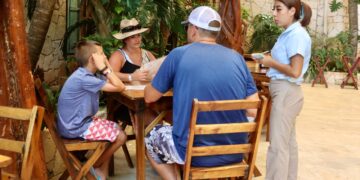 Retorna actividad turística a la normalidad en en Puerto Morelos, señala titular de Turismo Sustentable