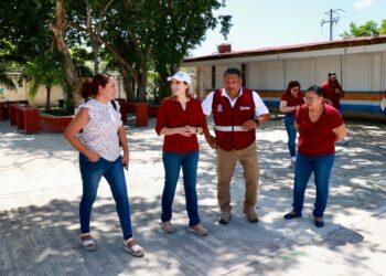 Atenea Gómez suma esfuerzos con el Gobierno del Estado para mejorar infraestructura de las escuelas de Isla Mujeres