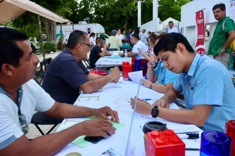 Organizan en Puerto Morelos Feria del Empleo Estatal, “Empléate en tu colonia”