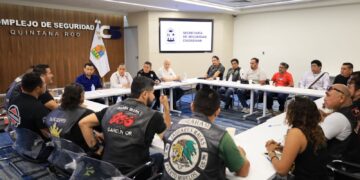 Motociclistas y autoridades se reúnen en Quintana Roo para analizar reformas a la Ley de Movilidad