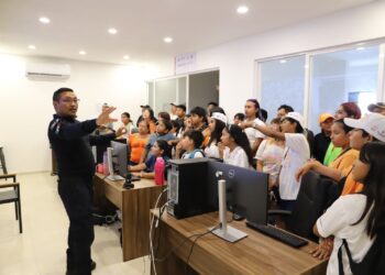 Promueve Gobierno Municipal proximidad social con las juventudes isleñas