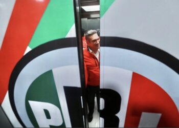 Amaga Alejandro Moreno con expulsar del PRI a ex dirigentes opositores a su gestión