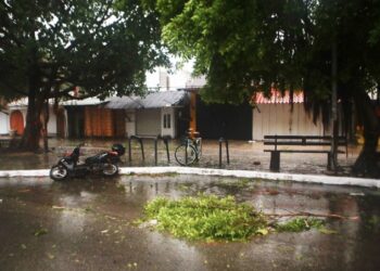 Implementan Fase de Auxilio de Plan Marina en Quintana Roo luego del impacto de "Beryl"