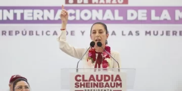 En encuentro con mujeres, Claudia Sheinbaum promete apoyos y erradicar violencia
