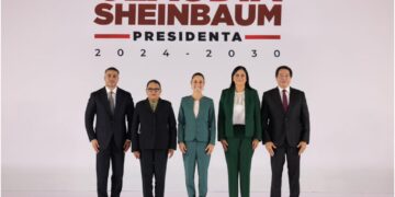 Elogia AMLO cuatro nuevos nombramientos de Sheinbaum para su gabinete