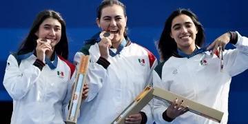 Ganan mexicanas primera medalla de bronce en tiro con arco femenil