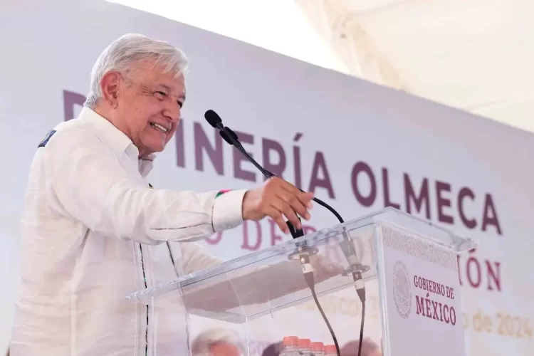 “Día histórico”, inicio de operaciones en Dos Bocas, señala AMLO