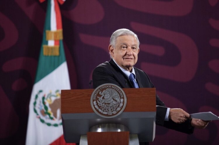 Descarta AMLO diferencias con Claudia Sheinbaum por reforma judicial