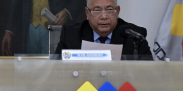 Autoridad electoral de Venezuela confirma victoria de Nicolás Maduro