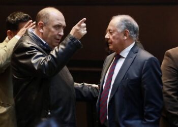 Avalan primer paquete de plan C de reformas a la Constitución