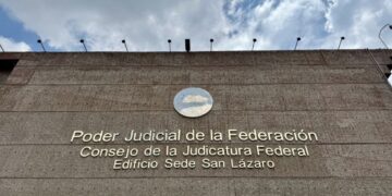 Oposición a reforma es porque el Poder Judicial está "al servicio de minorías", asegura AMLO