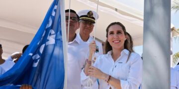 Refrendan playas de Isla Mujeres por tercer año consecutivo el distintivo Blue Flag