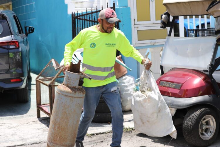 Gobierno de Isla Mujeres recolecta más de 550 toneladas de cacharros con programa de descacharrización