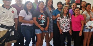 Fomentan el emprendimiento entre amas de casa y jóvenes de Puerto Morelos