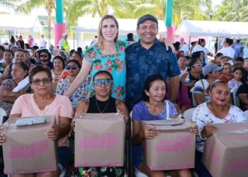 Atenea Gómez continúa impulsando a las mujeres a través del Programa Isleña de Corazón