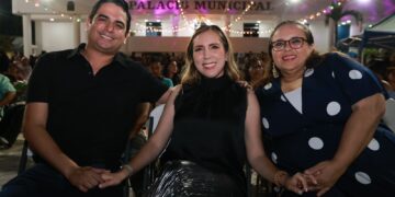 Cierran con broche de oro las Fiestas de Fundación de Isla Mujeres con baile de Paleto ‘La Voz de la Cumbia’