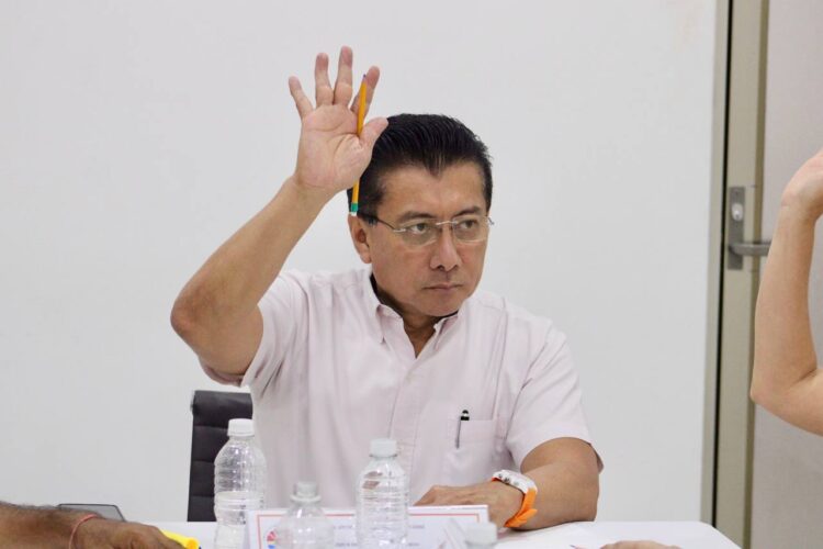 Chucho Pool se opone al alza de las tarifas del transporte público en Cancún