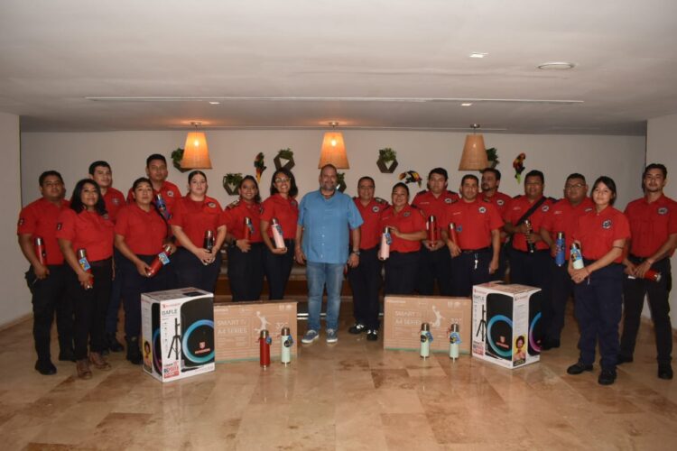 Celebran a tragahumos de Puerto Morelos