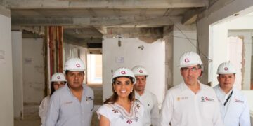 Supervisa Mara Lezama avance del 60% en la Sala de Hemodinamia de Chetumal