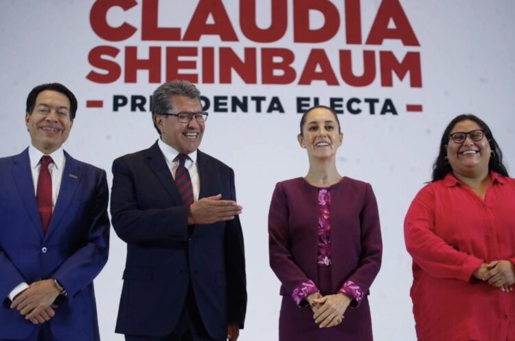 Diputados de Morena eligen a Monreal como coordinador por "consenso"