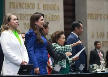 Instalan diputados 66 Legislatura bajo la dirigencia de Ifigenia Martínez