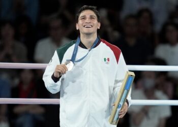 Marco Verde gana medalla de plata en final de boxeo de JO
