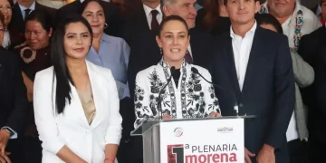 Recibe Claudia Sheinbaum a dos senadores electos del PRD que se suman a Morena