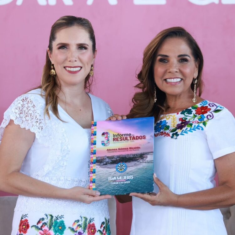 Rinde Atenea Gómez su Tercer Informe de Resultados