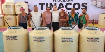 Transforma Atenea Gómez a Isla Mujeres con humanismo a través de programas sociales