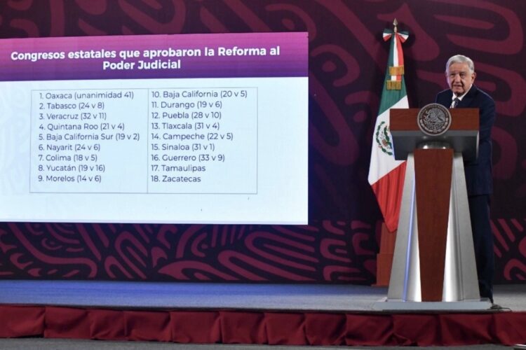 Apoyo de Claudia Sheinbaum a reforma judicial fue central para su aprobación: AMLO