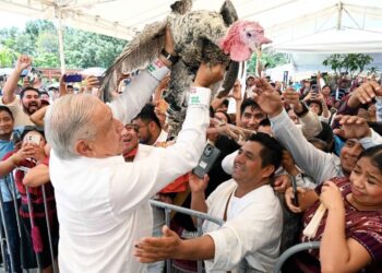 Cierro un ciclo, el motor está bien, pero la carrocería ya no, dice AMLO