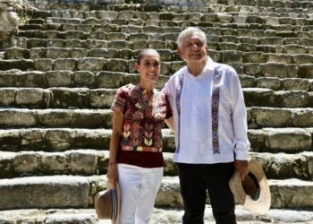 "Cuando hay relevo", puedo cerrar ciclo en la política, señala AMLO