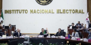 Hoy votará el INE por proyecto contra reformas del PRI