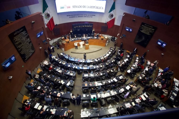 Senado aprueba paso de la GN a Sedena; turnan minuta a congresos estatales